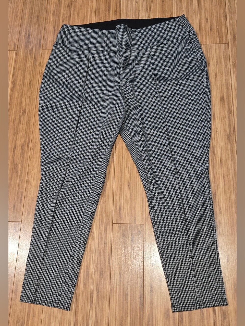 Apt. 9 Black & White Houndstooth Skinny Pants